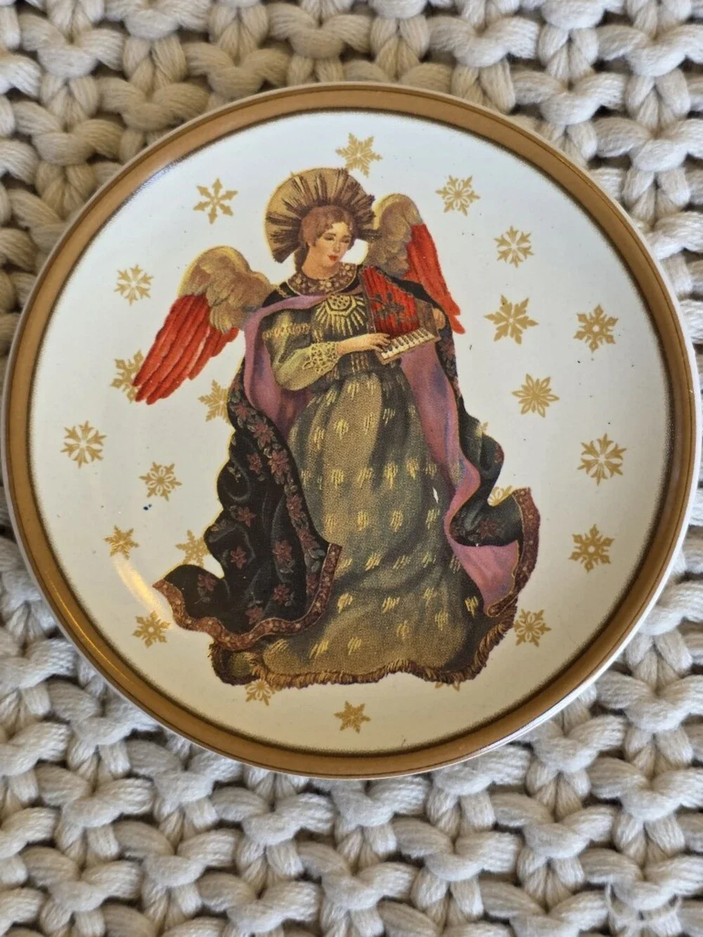 Certified International Raymond Waites Festive Angels 5.25” Christmas Plate